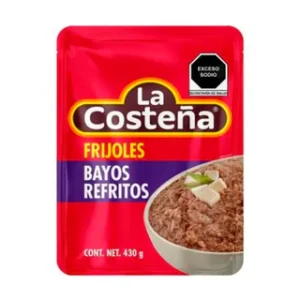 Bolsa de Frijoles Bayos Refritos La Costeña 430 g, listos para servir. Ideal para enviar a México desde Estados Unidos con Enviadespensa.com.