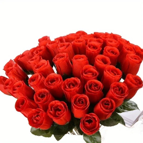 Ramo de 15 rosas artificiales color rojo con apariencia realista, ideal como regalo decorativo o detalle romántico.